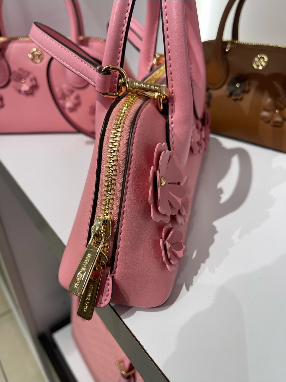 MICHAEL KORS Petra Small Floral Embellished Crossbody Bag
Carnation
NWT - Picture 7 of 16